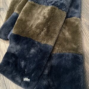 BEBE Extra-long Faux Fur Scarf, navy & olive color